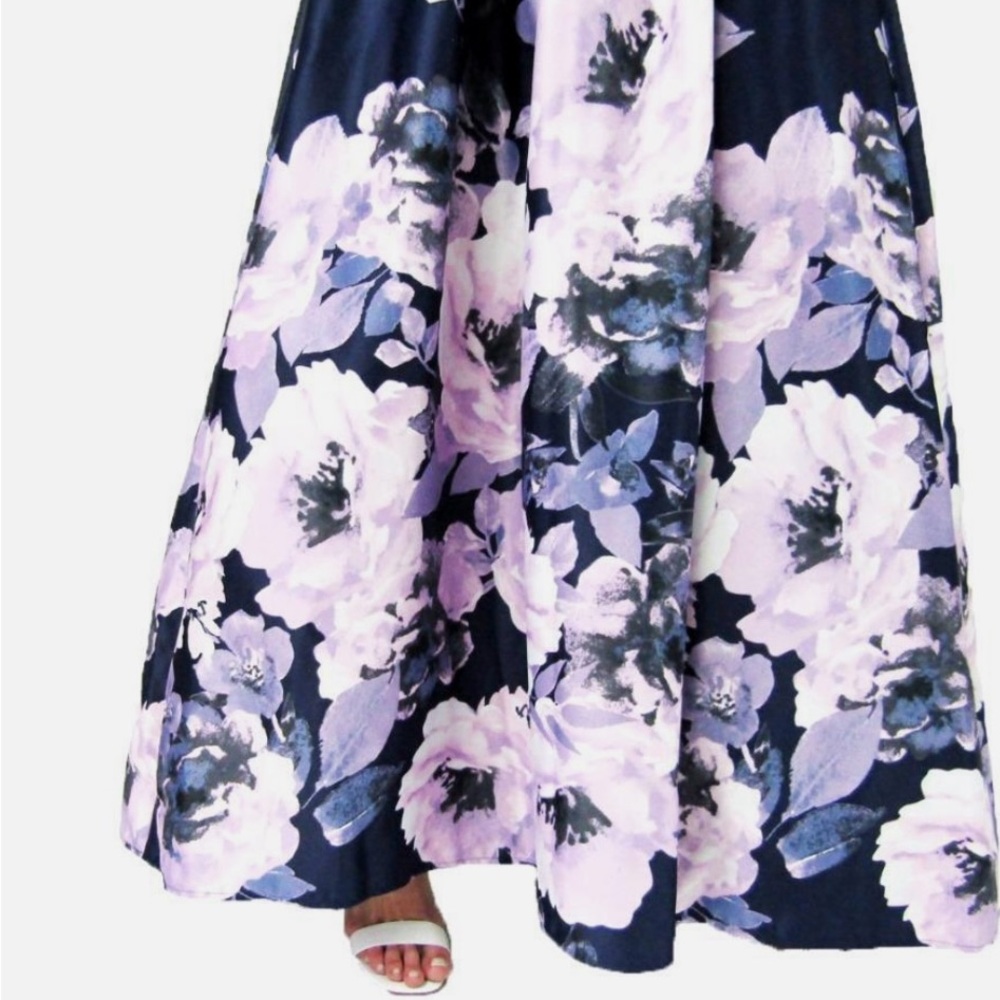 Floral gown in Navy and Lavender - Picture 5 of 13